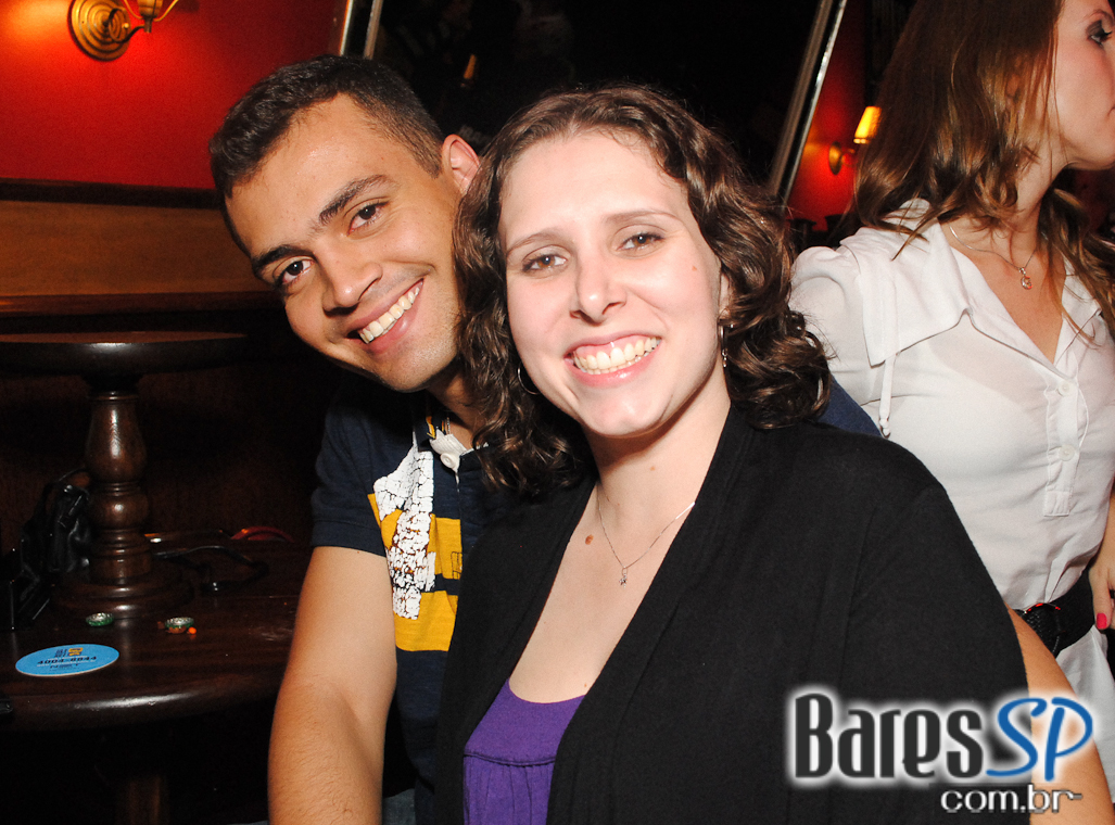 BANDA BUBBLES NO REPUBLIC PUB BANDA BUBBLES NO REPUBLIC PUB