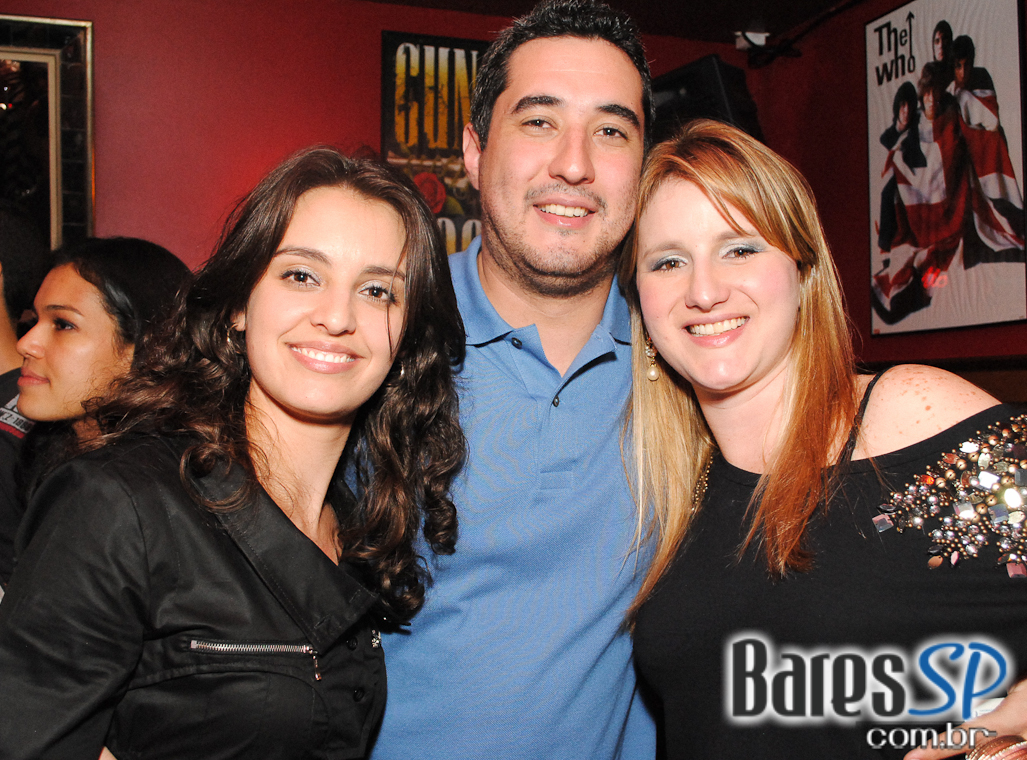 BANDA BUBBLES NO REPUBLIC PUB BANDA BUBBLES NO REPUBLIC PUB