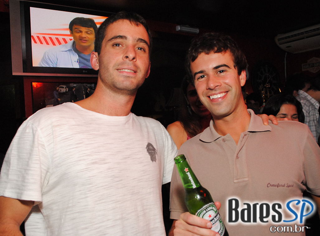 BANDA BUBBLES NO REPUBLIC PUB BANDA BUBBLES NO REPUBLIC PUB
