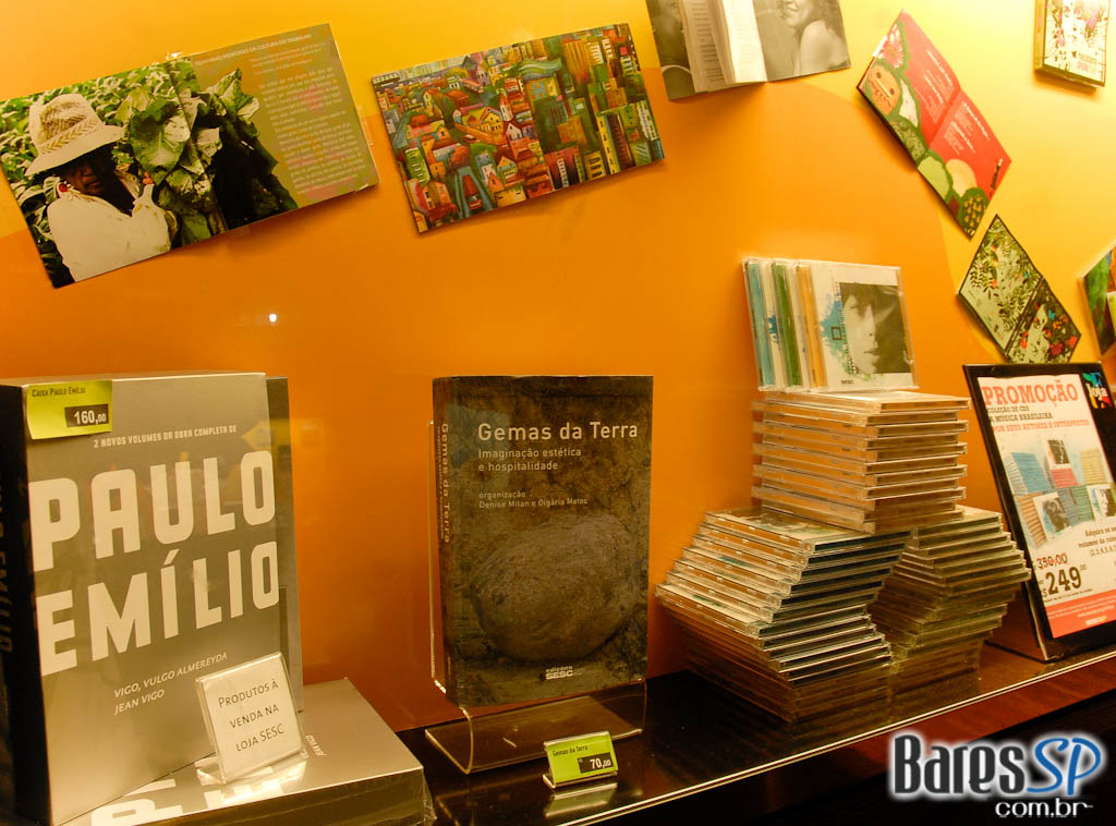 Edgard Scandurra lançou primeiro DVD de sua carreira solo no Sesc Pompeia Edgard Scandurra lançou primeiro DVD de sua carreira solo no Sesc Pompeia