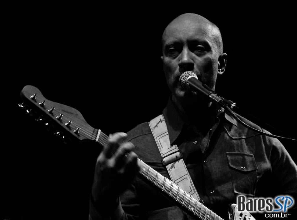 Edgard Scandurra lançou primeiro DVD de sua carreira solo no Sesc Pompeia Edgard Scandurra lançou primeiro DVD de sua carreira solo no Sesc Pompeia