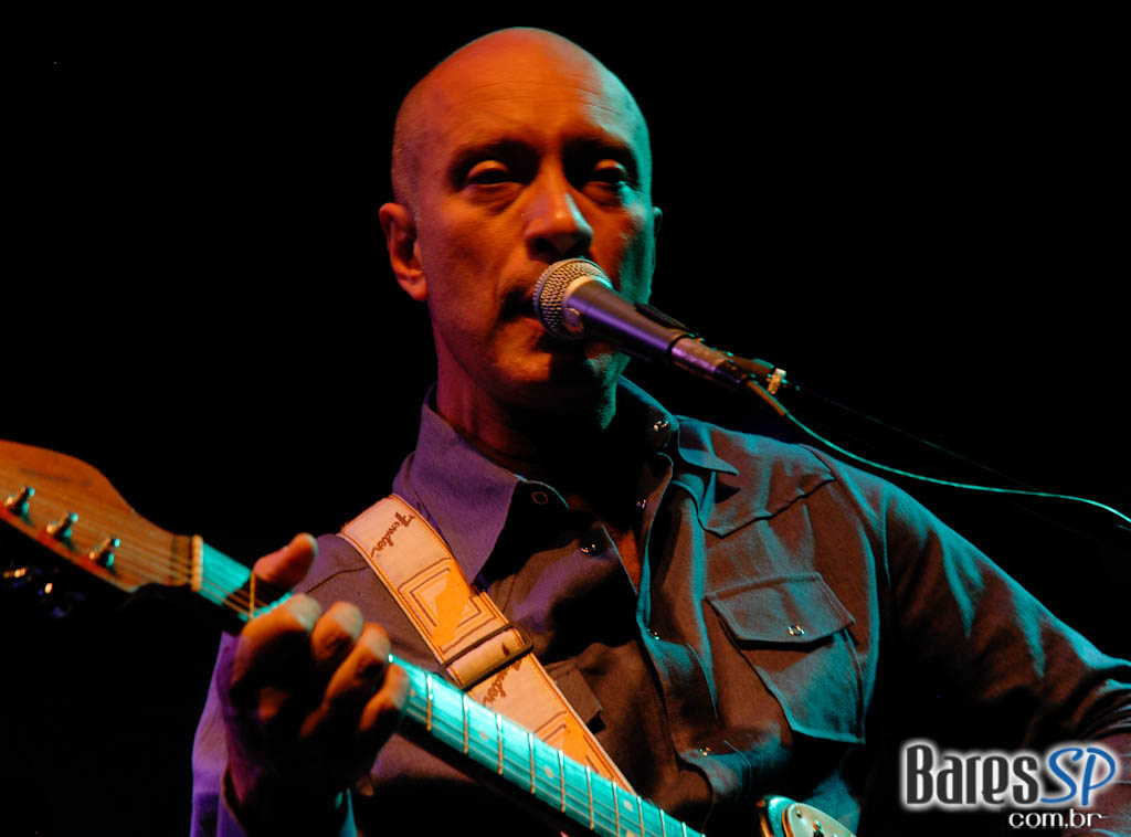 Edgard Scandurra lançou primeiro DVD de sua carreira solo no Sesc Pompeia Edgard Scandurra lançou primeiro DVD de sua carreira solo no Sesc Pompeia