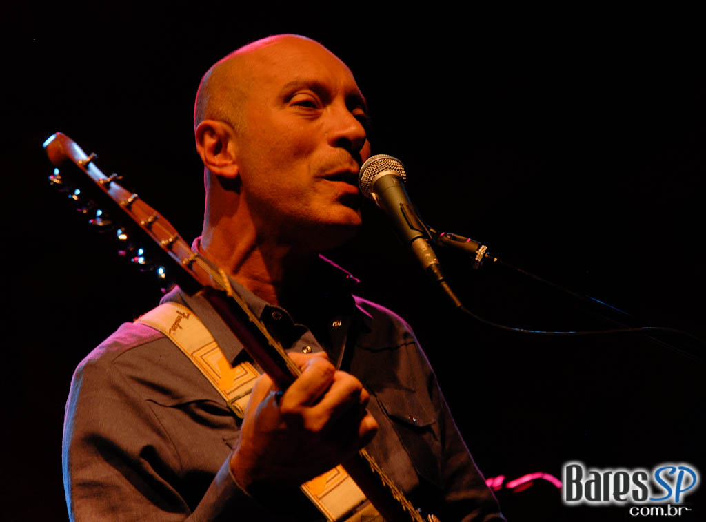 Edgard Scandurra lançou primeiro DVD de sua carreira solo no Sesc Pompeia Edgard Scandurra lançou primeiro DVD de sua carreira solo no Sesc Pompeia