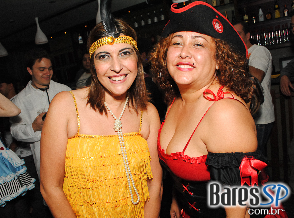 Super-heróis invadem a festa à fantasia da Trash Vila Olímpia Super-heróis invadem a festa à fantasia da Trash Vila Olímpia