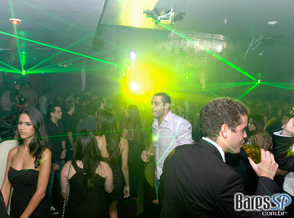 Kiss & Fly Club recebeu o Dj Pete nesta quinta Kiss & Fly Club recebeu o Dj Pete nesta quinta