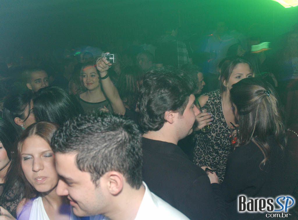 Kiss & Fly Club recebeu o Dj Pete nesta quinta Kiss & Fly Club recebeu o Dj Pete nesta quinta