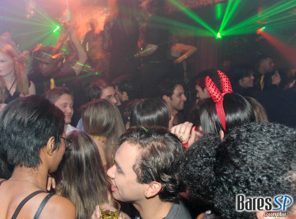 Kiss & Fly Club recebeu o Dj Pete nesta quinta Kiss & Fly Club recebeu o Dj Pete nesta quinta