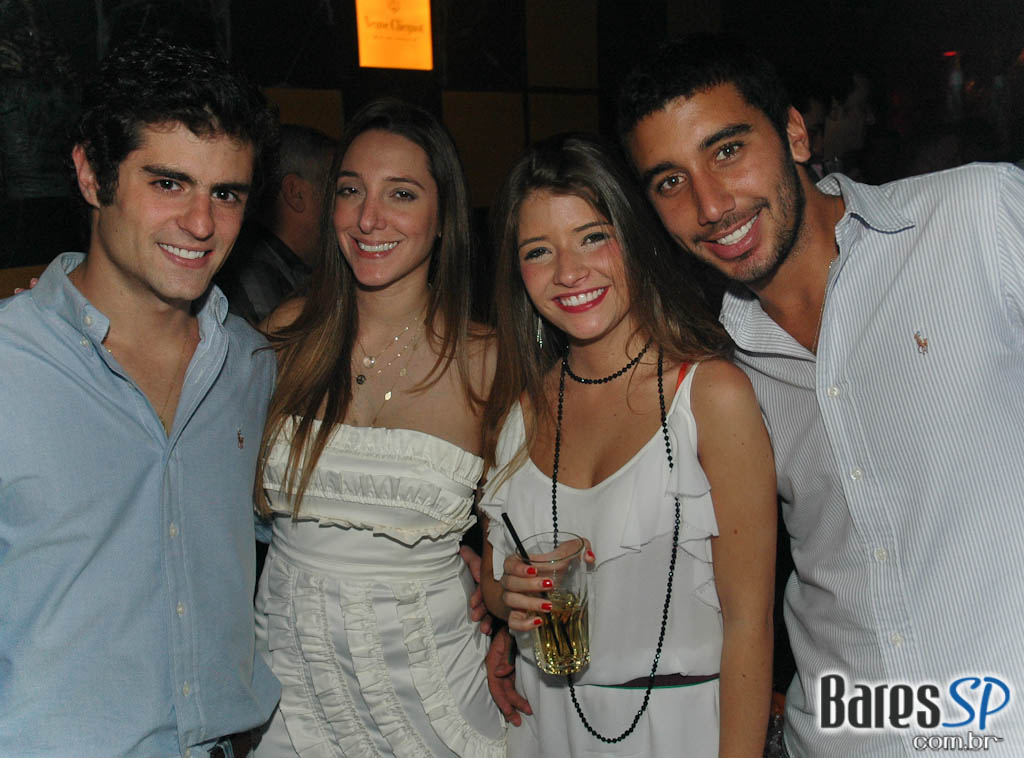 Kiss & Fly Club recebeu o Dj Pete nesta quinta Kiss & Fly Club recebeu o Dj Pete nesta quinta