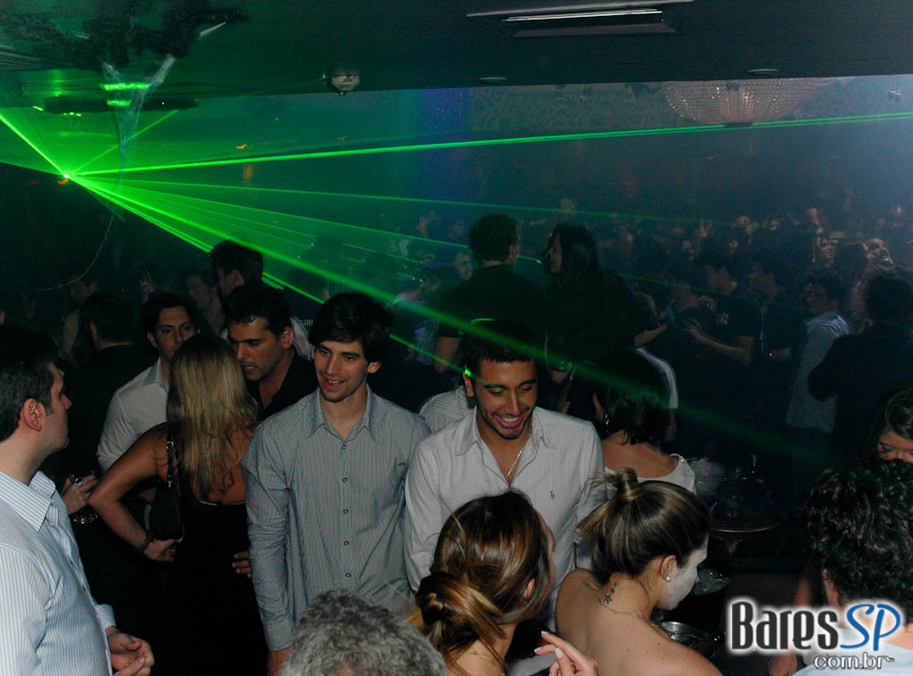 Kiss & Fly Club recebeu o Dj Pete nesta quinta Kiss & Fly Club recebeu o Dj Pete nesta quinta