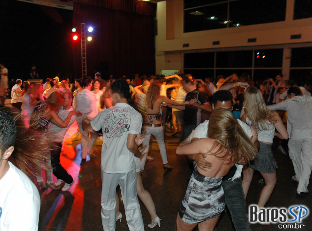 Baile Movida Latina - La Noche Branca na Salsa Congress 2010 Baile Movida Latina - La Noche Branca na Salsa Congress 2010