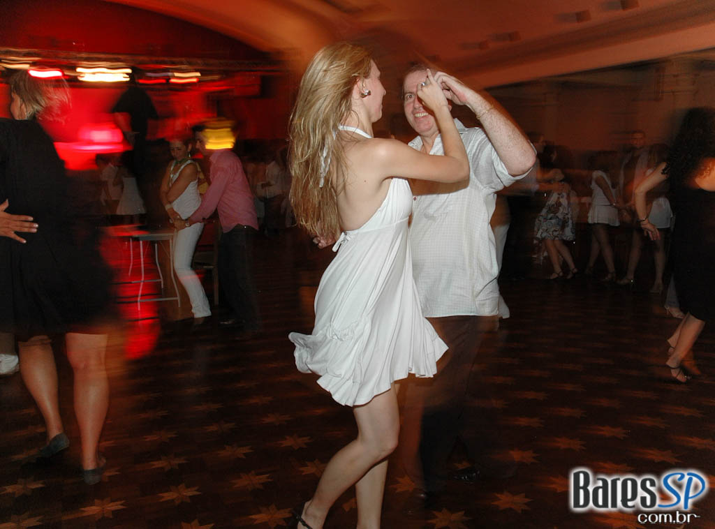 Baile Movida Latina - La Noche Branca na Salsa Congress 2010 Baile Movida Latina - La Noche Branca na Salsa Congress 2010