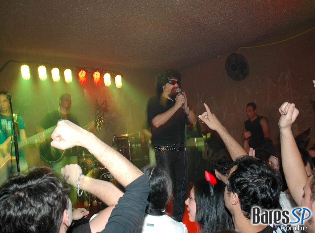 Café Aurora anima o Halloween com shows na sexta e no sábado Café Aurora anima o Halloween com shows na sexta e no sábado