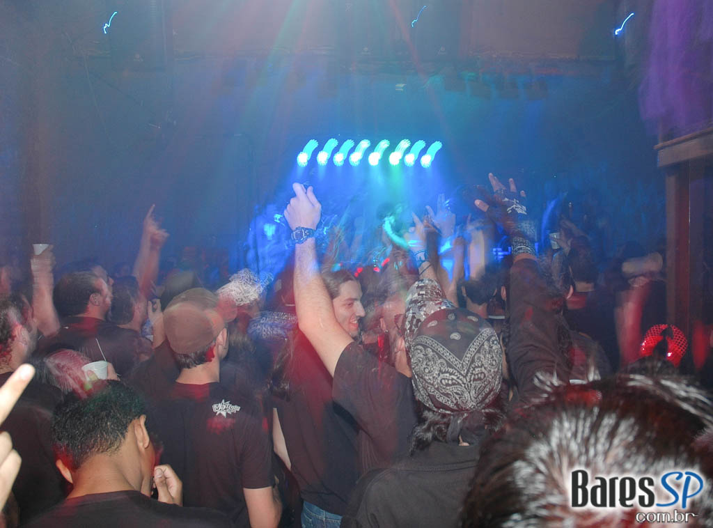 Café Aurora anima o Halloween com shows na sexta e no sábado Café Aurora anima o Halloween com shows na sexta e no sábado