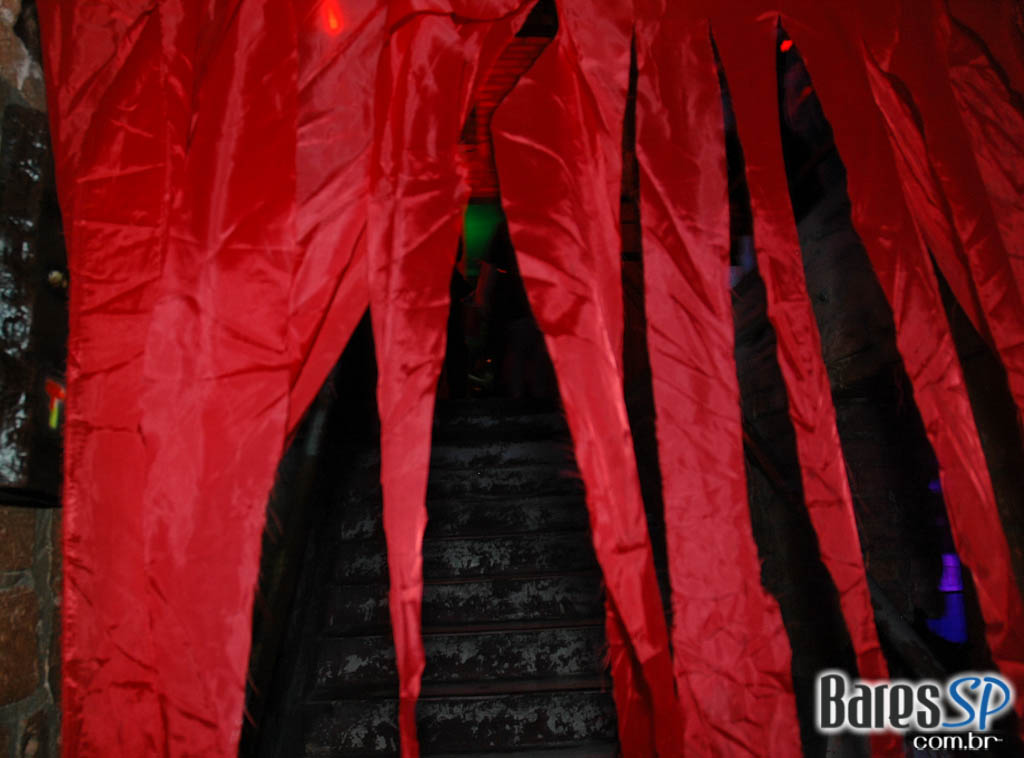 Café Aurora anima o Halloween com shows na sexta e no sábado Café Aurora anima o Halloween com shows na sexta e no sábado