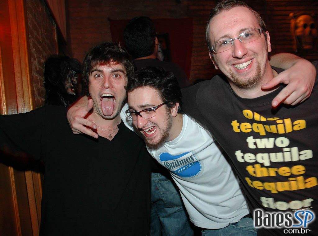 Café Aurora anima o Halloween com shows na sexta e no sábado Café Aurora anima o Halloween com shows na sexta e no sábado