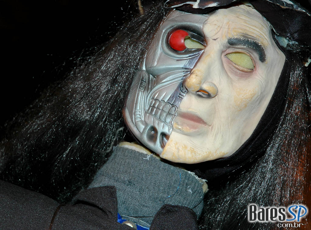 Café Aurora anima o Halloween com shows na sexta e no sábado Café Aurora anima o Halloween com shows na sexta e no sábado