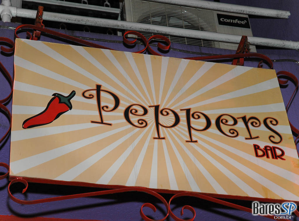 Festa do Dia De Los Muertos no Peppers Bar Festa do Dia De Los Muertos no Peppers Bar