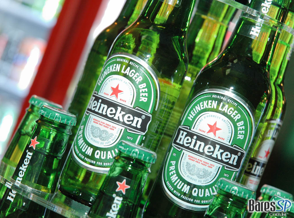 Festa do Dia De Los Muertos no Peppers Bar Festa do Dia De Los Muertos no Peppers Bar