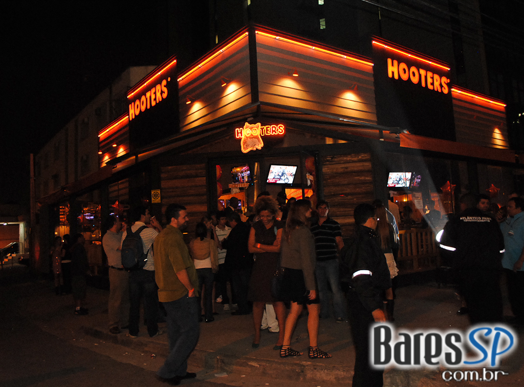 Inauguração do novo Restaurante Hooters em São Paulo Inauguração do novo Restaurante Hooters em São Paulo