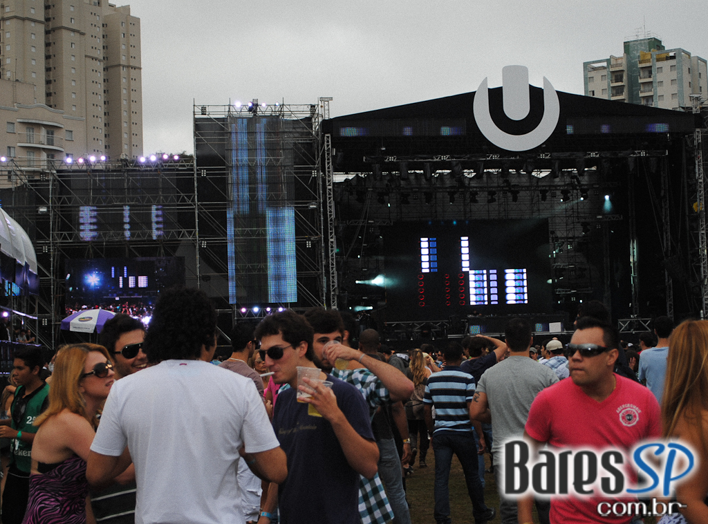 Fatboy Slim é uma das atrações do festival eletrônico UMF na Chácara do Jockey Fatboy Slim é uma das atrações do festival eletrônico UMF na Chácara do Jockey