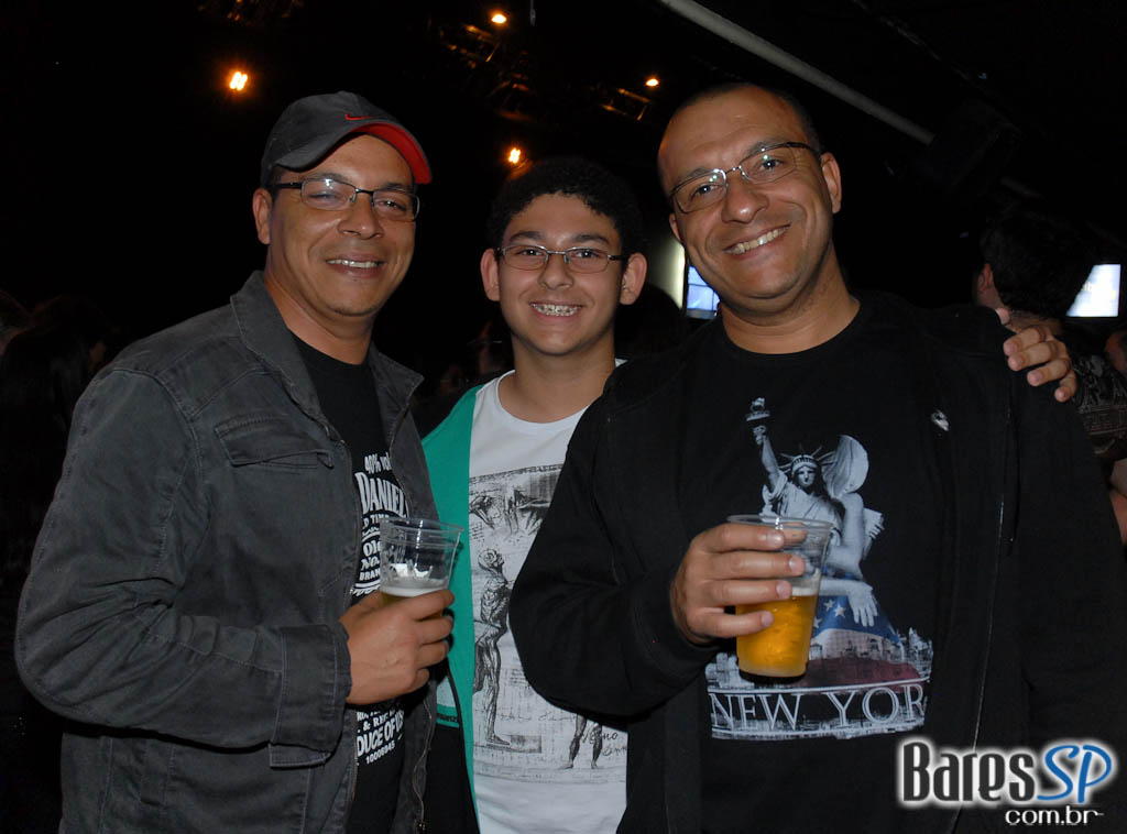 Angra faz show da turnê 'Aqua' no Citibank Hall Angra faz show da turnê 'Aqua' no Citibank Hall