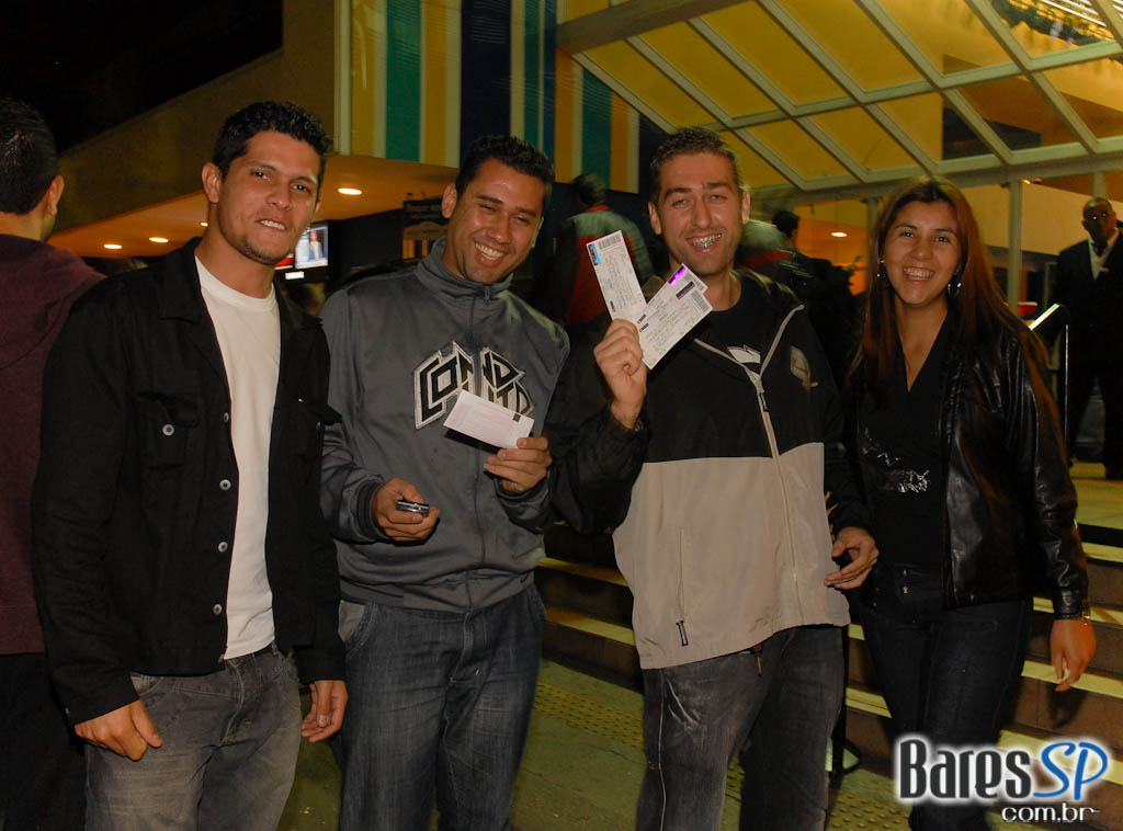Angra faz show da turnê 'Aqua' no Citibank Hall Angra faz show da turnê 'Aqua' no Citibank Hall