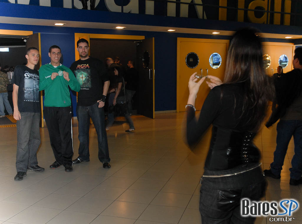 Angra faz show da turnê 'Aqua' no Citibank Hall Angra faz show da turnê 'Aqua' no Citibank Hall