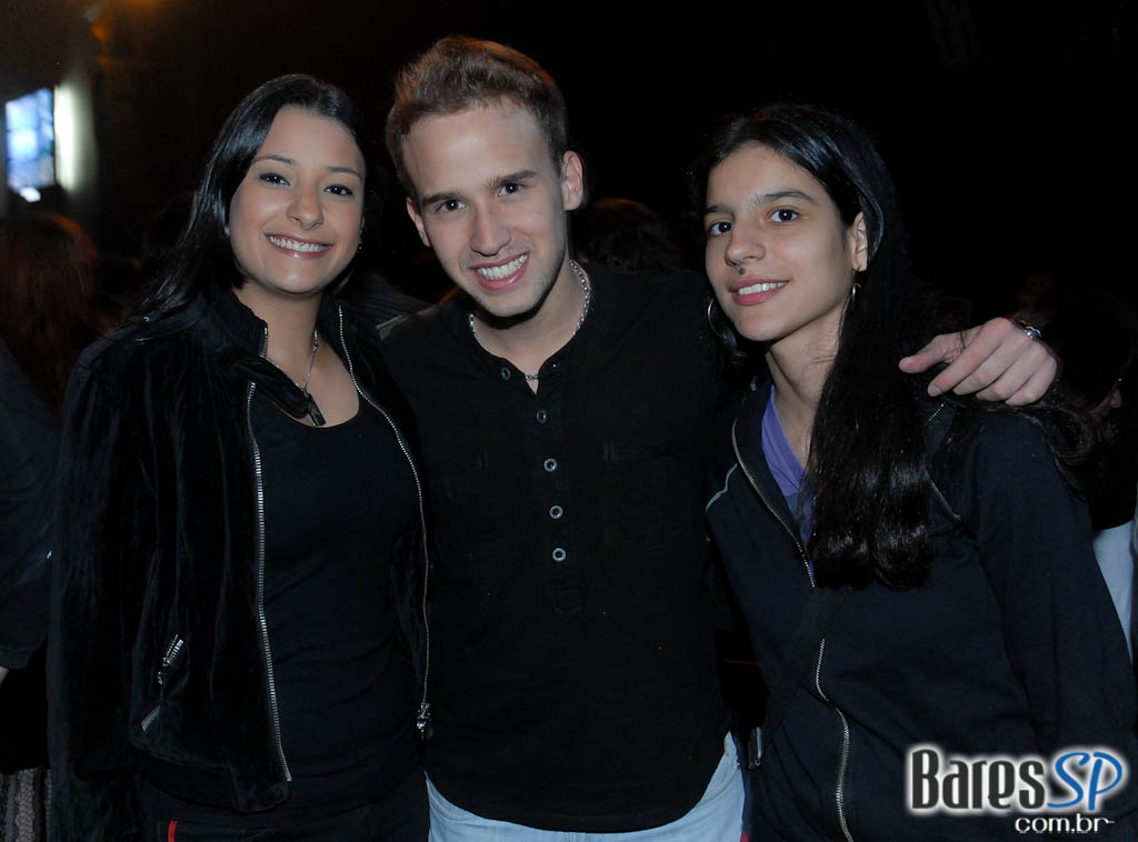 Angra faz show da turnê 'Aqua' no Citibank Hall Angra faz show da turnê 'Aqua' no Citibank Hall