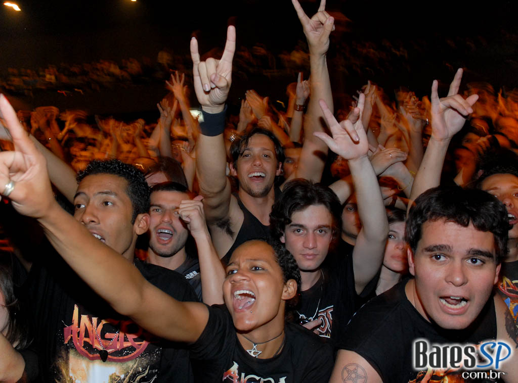 Angra faz show da turnê 'Aqua' no Citibank Hall Angra faz show da turnê 'Aqua' no Citibank Hall