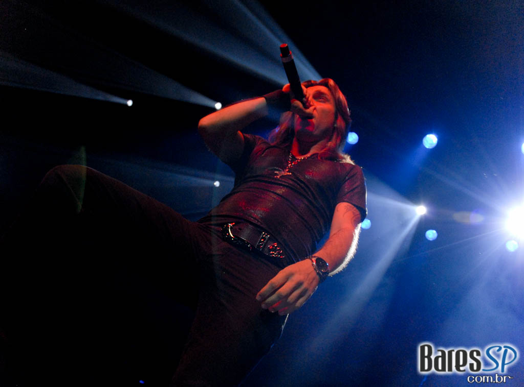 Angra faz show da turnê 'Aqua' no Citibank Hall Angra faz show da turnê 'Aqua' no Citibank Hall