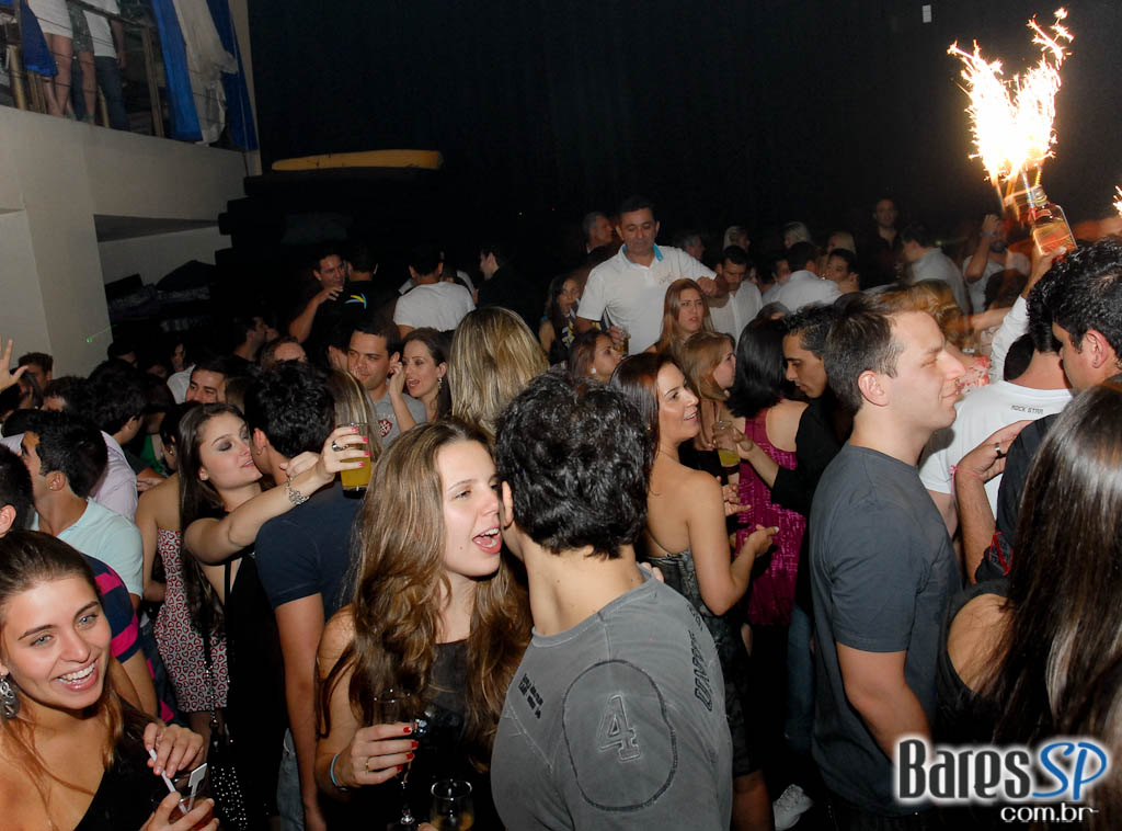 Festa Hip Hop no Cafe de la Musique Festa Hip Hop no Cafe de la Musique