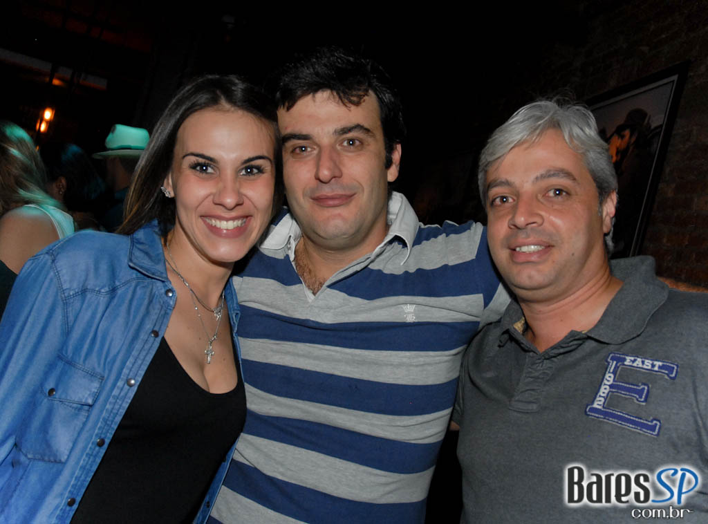 Noite com sucessos do Pop latino no Rey Castro Noite com sucessos do Pop latino no Rey Castro