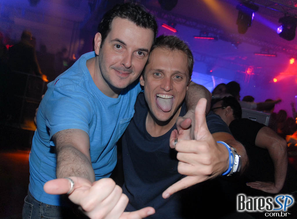 Pucci comemora 11 anos no Terraço Daslu Pucci comemora 11 anos no Terraço Daslu