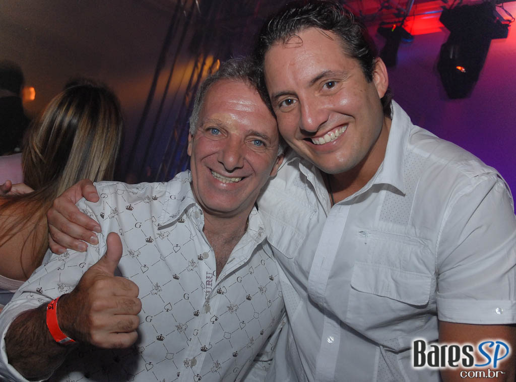 Pucci comemora 11 anos no Terraço Daslu Pucci comemora 11 anos no Terraço Daslu