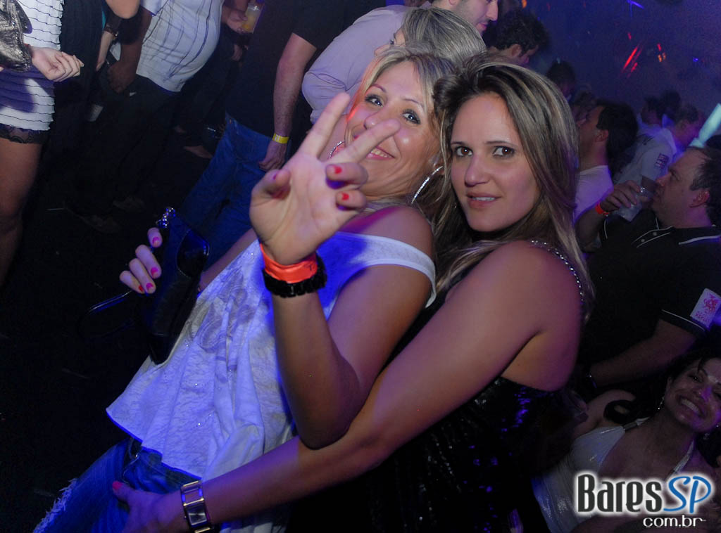 Pucci comemora 11 anos no Terraço Daslu Pucci comemora 11 anos no Terraço Daslu