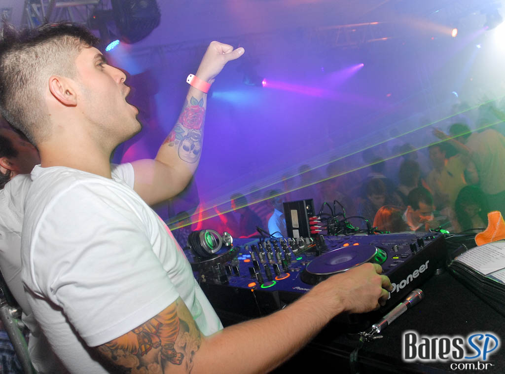 Pucci comemora 11 anos no Terraço Daslu Pucci comemora 11 anos no Terraço Daslu