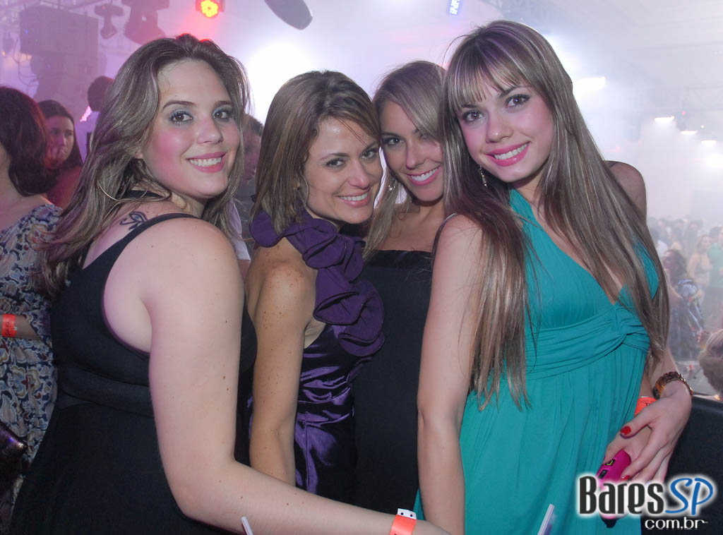 Pucci comemora 11 anos no Terraço Daslu Pucci comemora 11 anos no Terraço Daslu