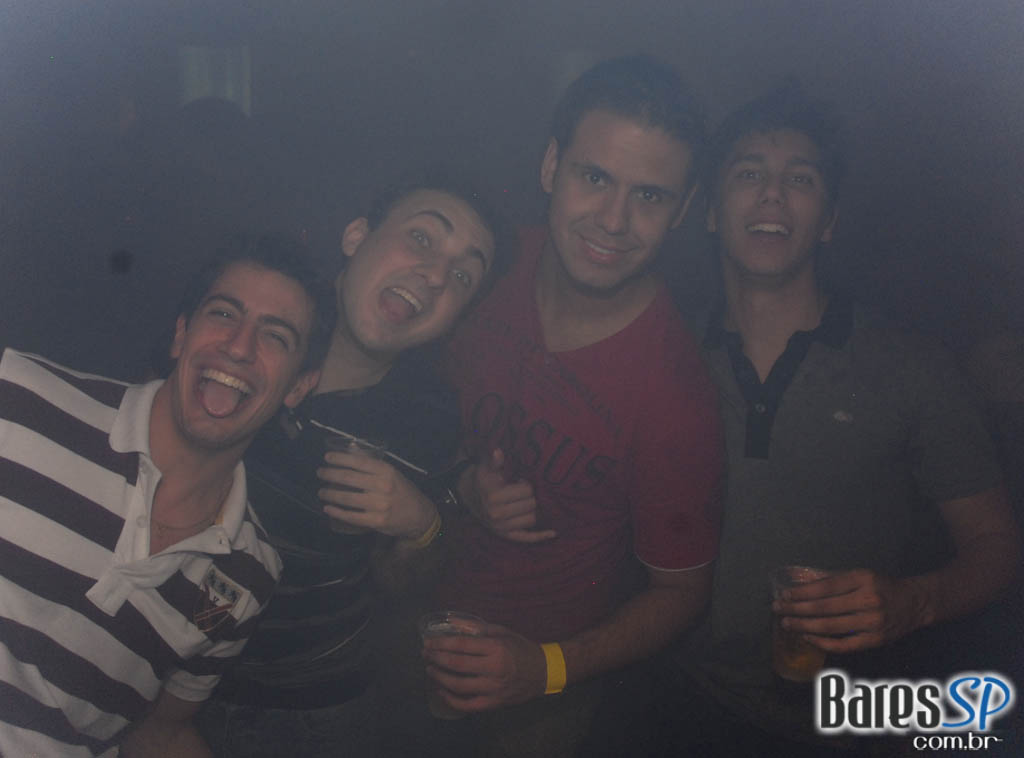 Pucci comemora 11 anos no Terraço Daslu Pucci comemora 11 anos no Terraço Daslu