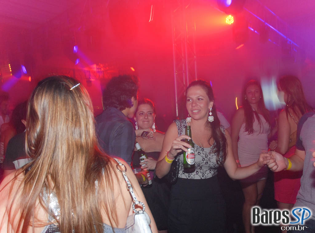 Pucci comemora 11 anos no Terraço Daslu Pucci comemora 11 anos no Terraço Daslu