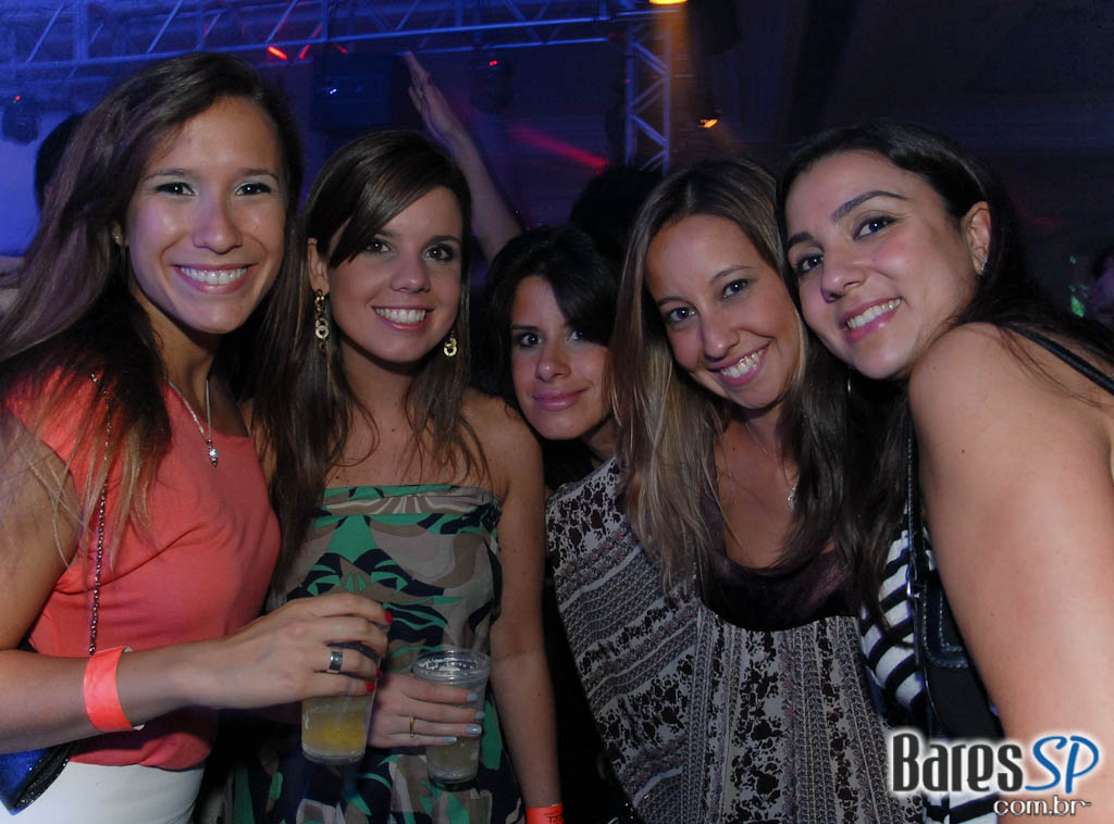 Pucci comemora 11 anos no Terraço Daslu Pucci comemora 11 anos no Terraço Daslu