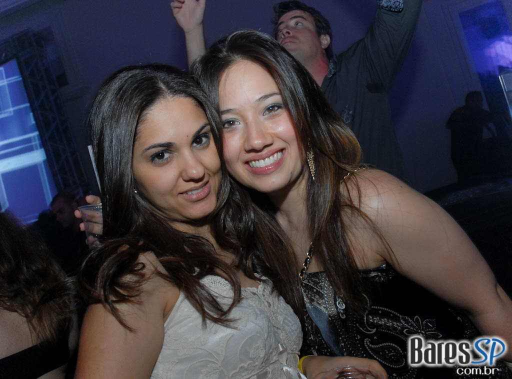 Pucci comemora 11 anos no Terraço Daslu Pucci comemora 11 anos no Terraço Daslu