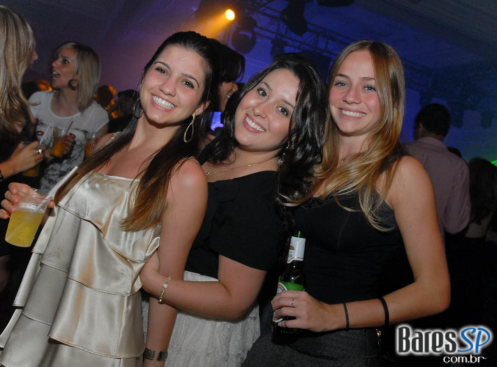 Pucci comemora 11 anos no Terraço Daslu Pucci comemora 11 anos no Terraço Daslu