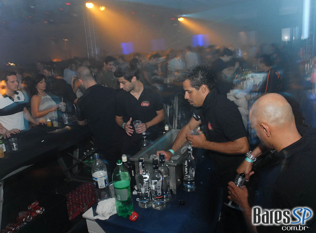 Pucci comemora 11 anos no Terraço Daslu Pucci comemora 11 anos no Terraço Daslu