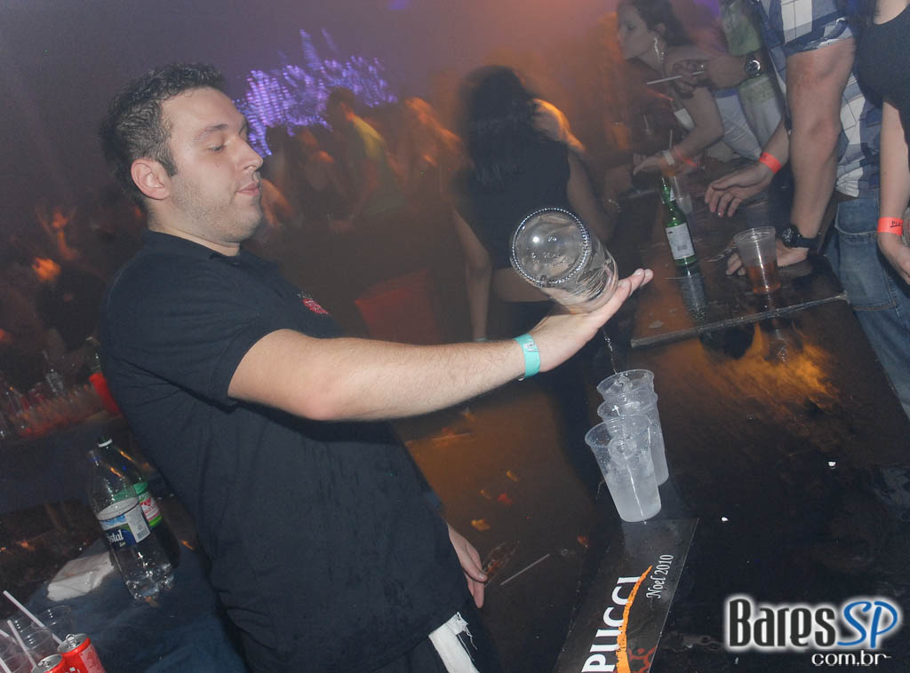 Pucci comemora 11 anos no Terraço Daslu Pucci comemora 11 anos no Terraço Daslu