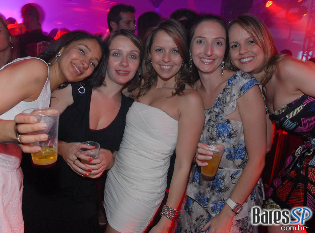 Pucci comemora 11 anos no Terraço Daslu Pucci comemora 11 anos no Terraço Daslu