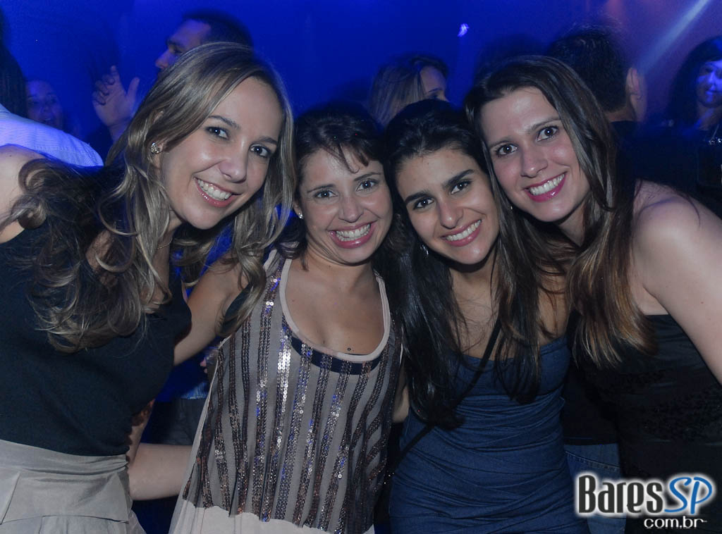 Pucci comemora 11 anos no Terraço Daslu Pucci comemora 11 anos no Terraço Daslu