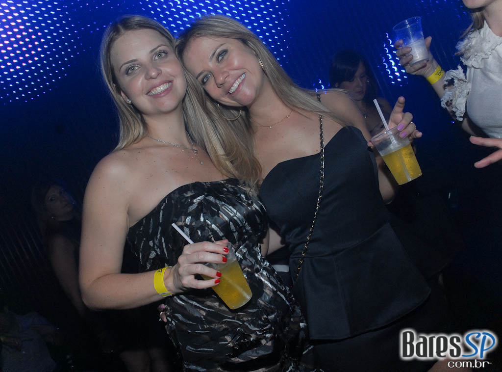 Pucci comemora 11 anos no Terraço Daslu Pucci comemora 11 anos no Terraço Daslu