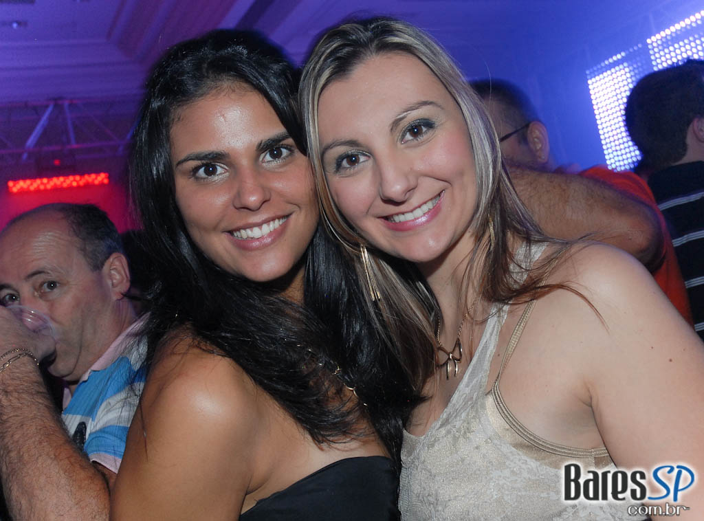 Pucci comemora 11 anos no Terraço Daslu Pucci comemora 11 anos no Terraço Daslu