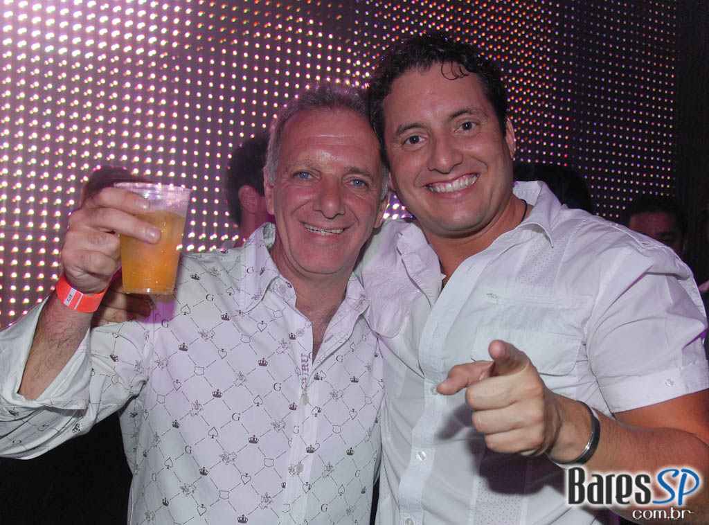 Pucci comemora 11 anos no Terraço Daslu Pucci comemora 11 anos no Terraço Daslu