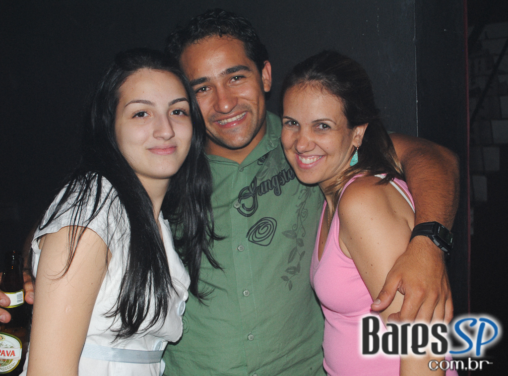 Noite da Brilhantina, Vamos relembrar juntos a época da discoteca e curtir muito nesta noite... Noite da Brilhantina, Vamos relembrar juntos a época da discoteca e curtir muito nesta noite...